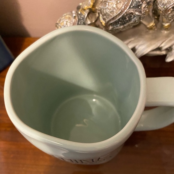 Rae Dunn 🇺🇸 “Think PAWsitive” mug - Picture 5 of 5